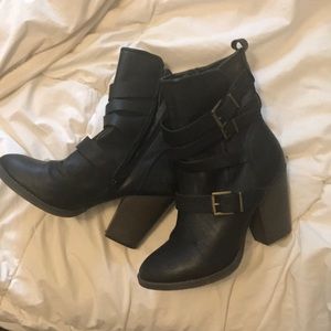 Candies black boots